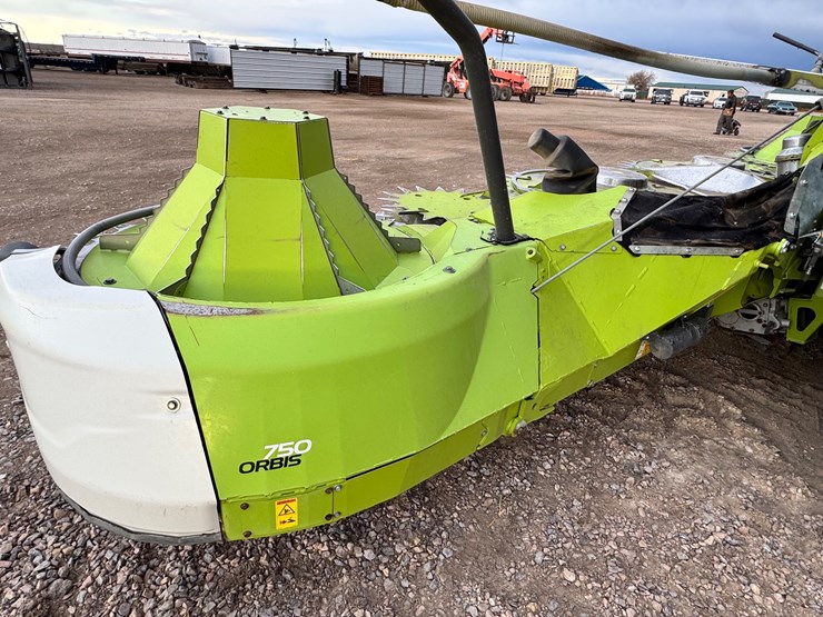 claas-orbis-750-image-39