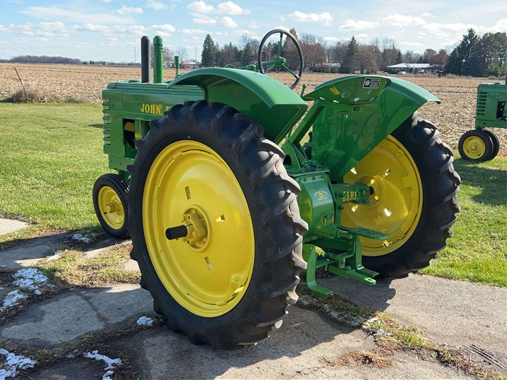 john-deere-model-b-image-5