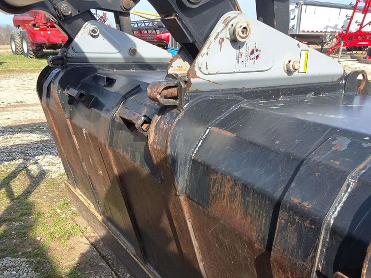 2010-new-holland-t7050-image-36