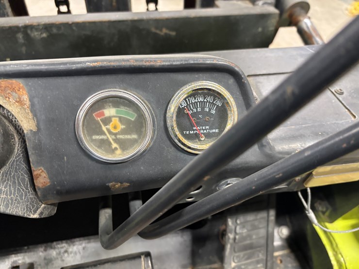 #2306-•-clark-c500-forklift-image-38