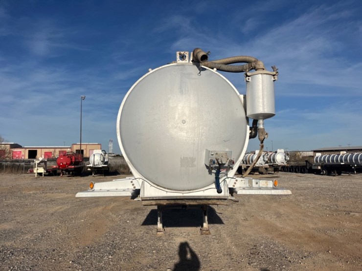 2017-troxell-vacuum-image-2