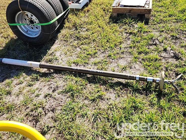 18'-retractable-flagpole,-ground-sleeve-image-1