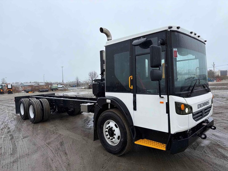 2025-dennis-eagle-proview-image-3