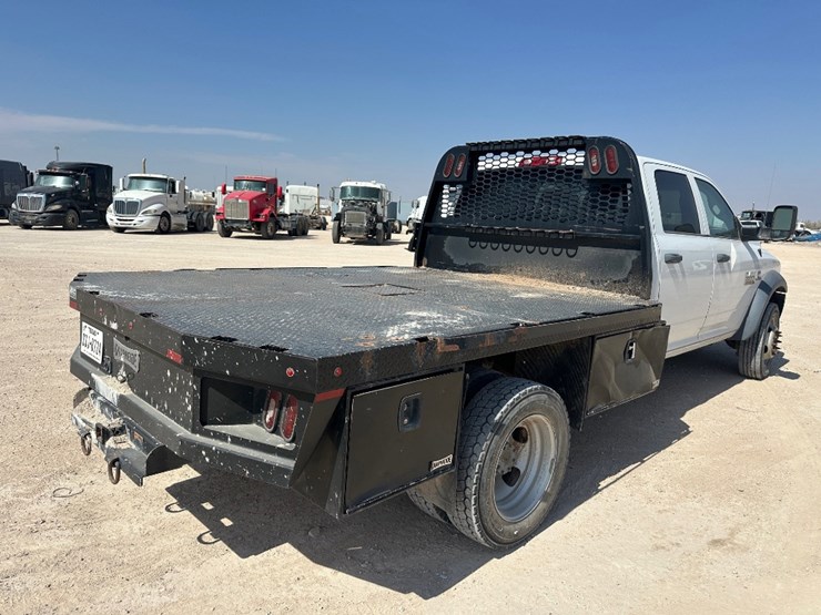 2018-dodge-ram-5500-image-5