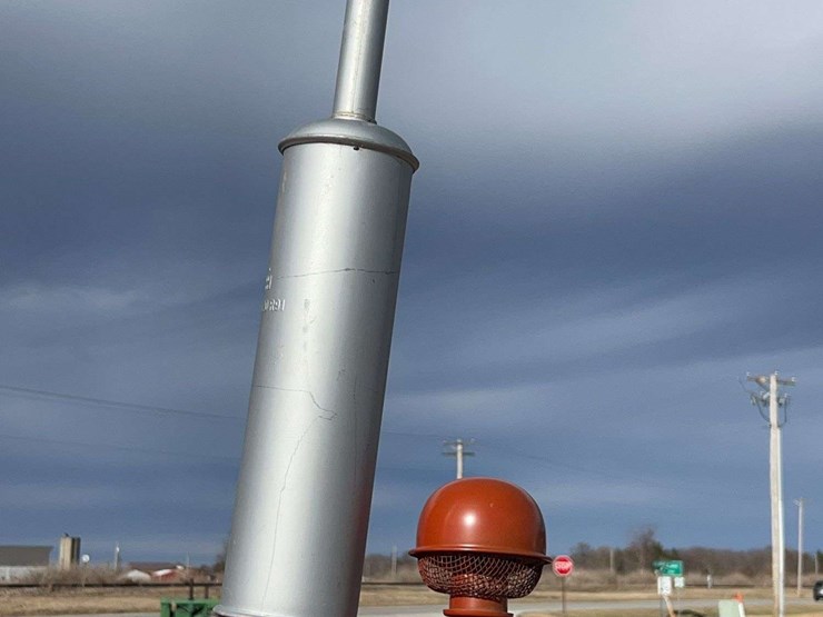 farmall-130-image-15