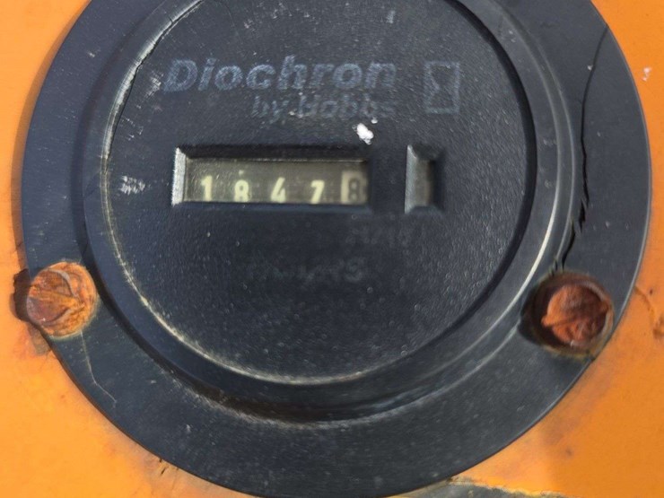 1982-ford-540-image-24