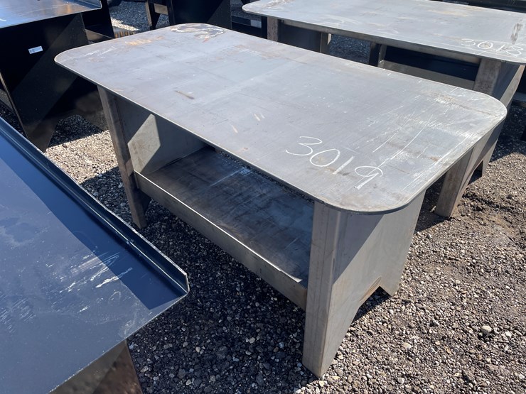 #3019-•-welding-table-image-1