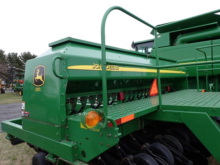 john-deere-1590-image-9
