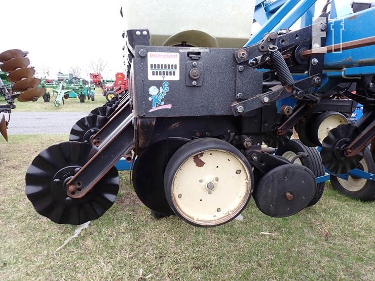 kinze-2600-image-9