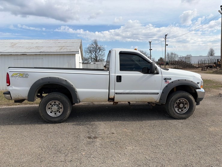 2000-ford-2000-image-3