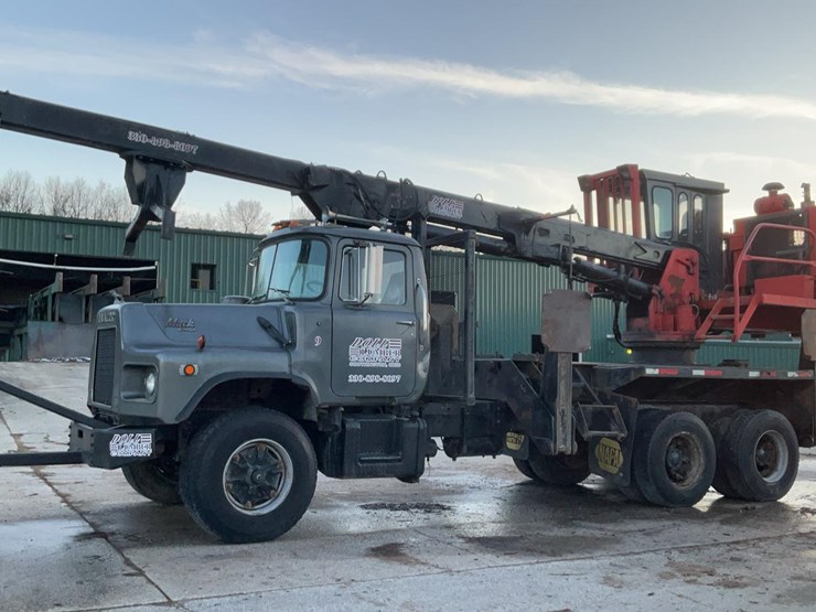 1989-mack-dm690s-image-2