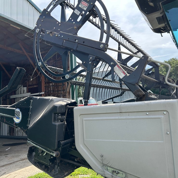 Gleaner 15’ grain table