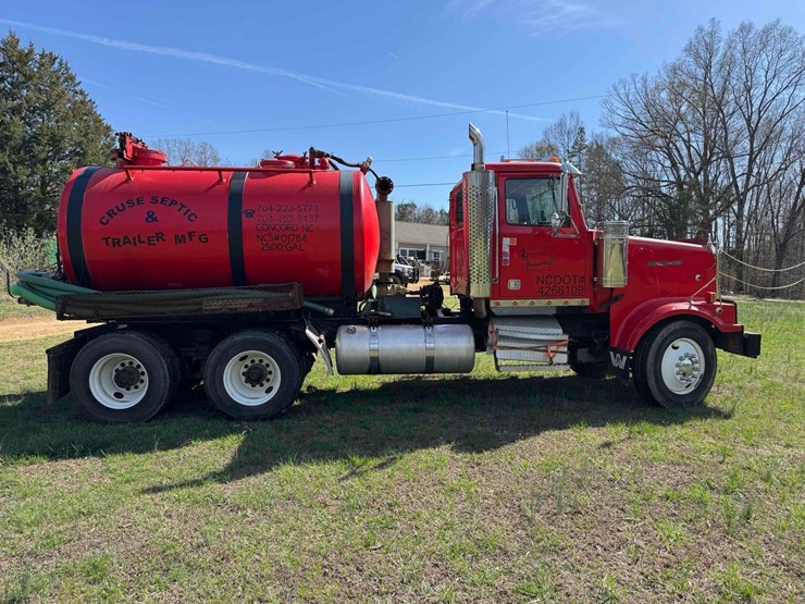 2007-western-star-4900fa-image-6