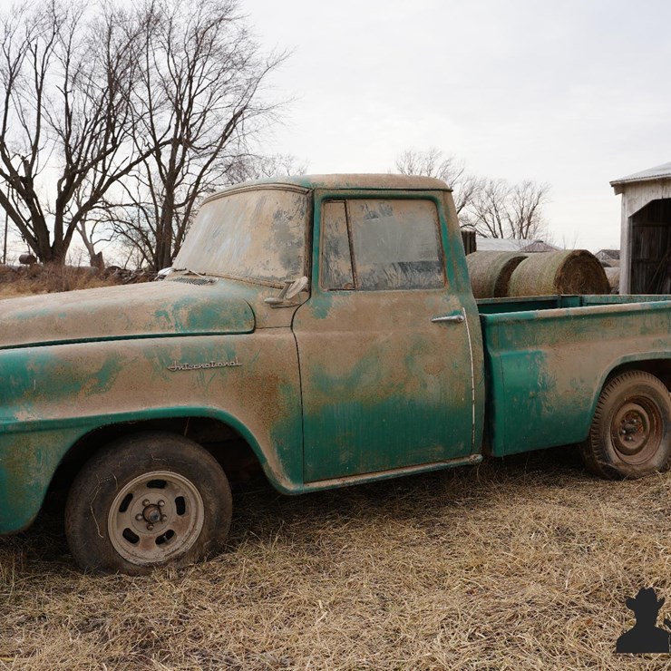 1960 INTERNATIONAL B