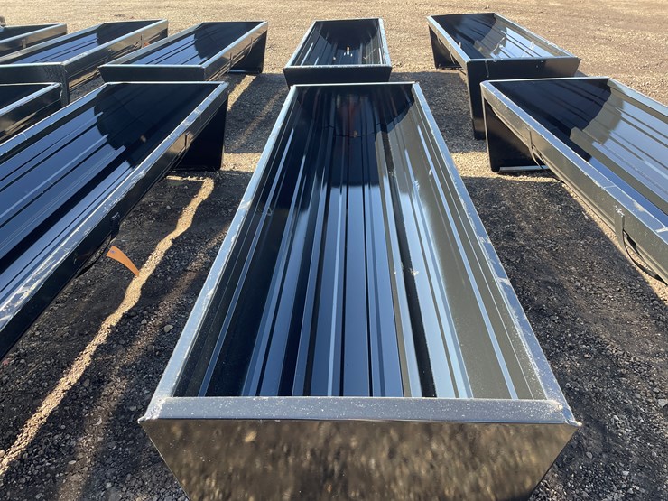 #3006-•-cattle-feed-trough-image-4