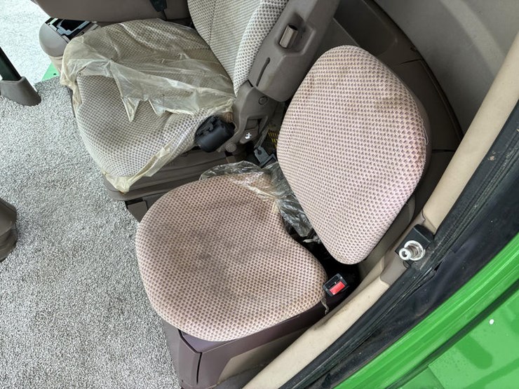 2014-john-deere-s670-image-100