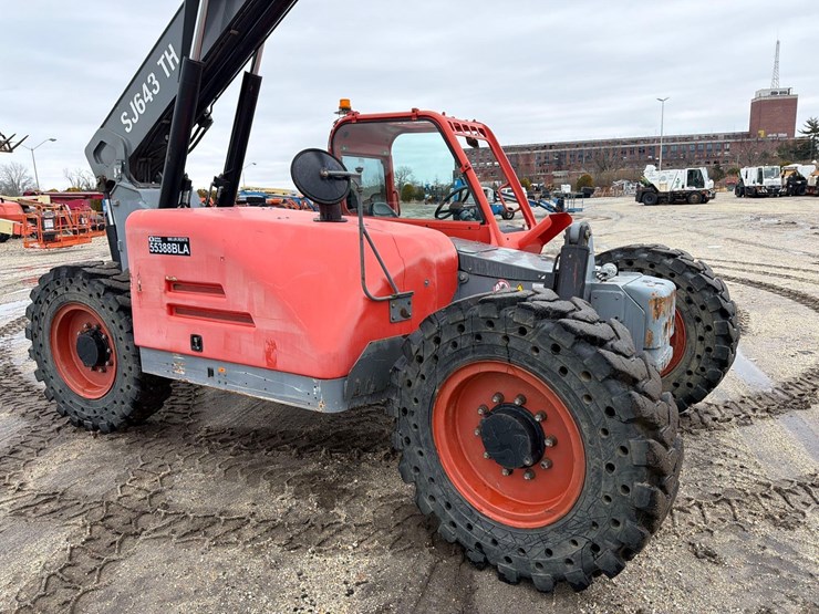 2017-skyjack-sj643th-image-5