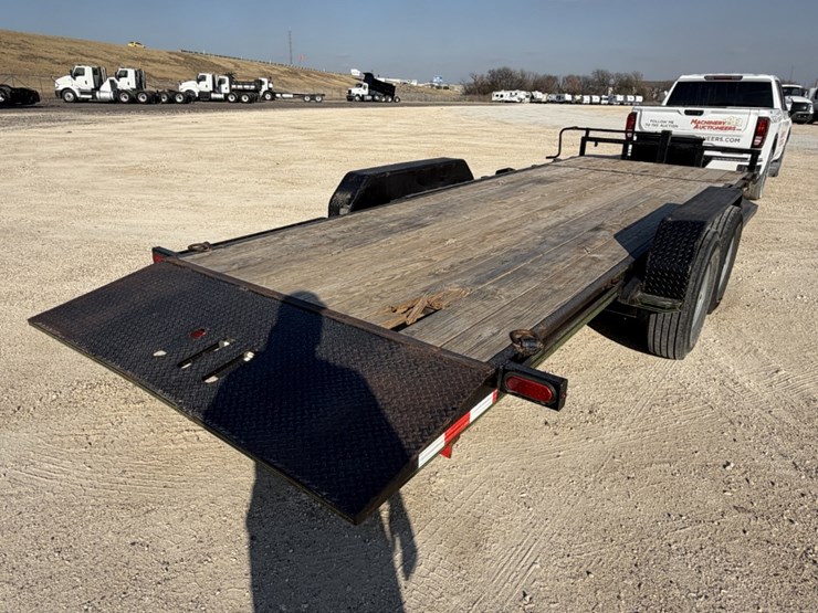 2021-toro-trailer-image-4