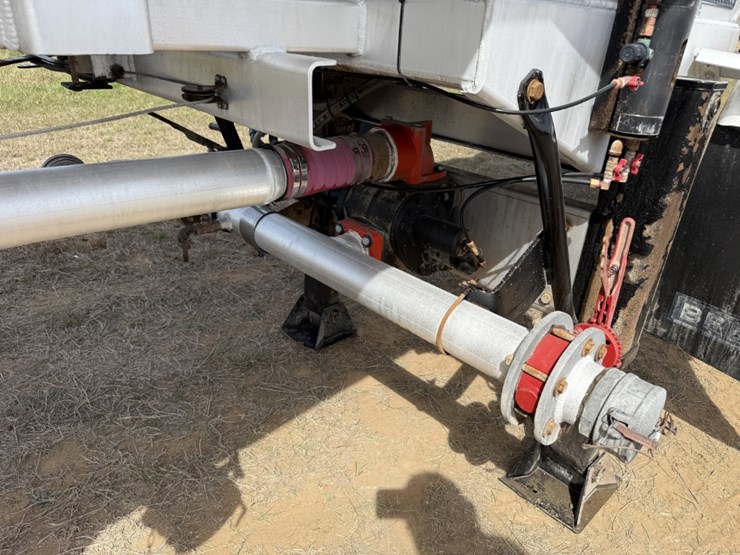 2011-brenner-tank-trailer-image-12