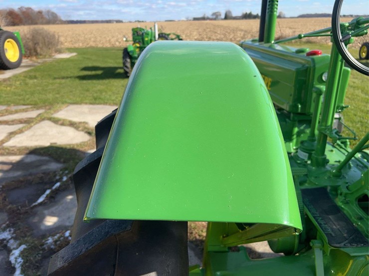 john-deere-model-b-image-55