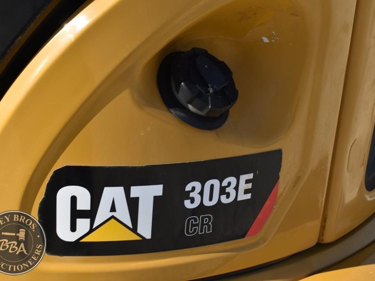 2015-caterpillar-303e-cr-image-17