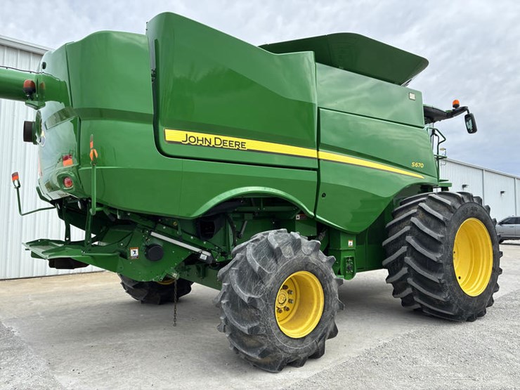 2014-john-deere-s670-image-5