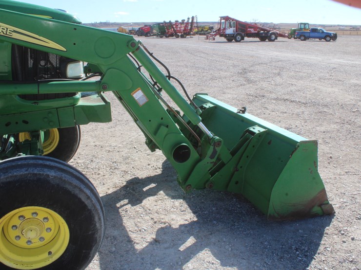 2004-john-deere-7320-image-53