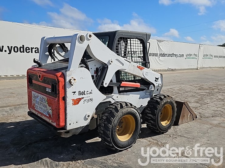 2017-bobcat-s650-image-5