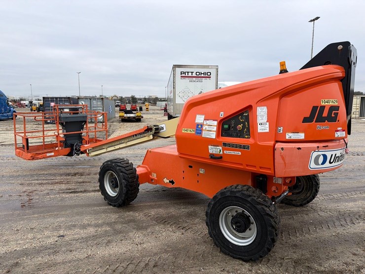 jlg-400s-image-6