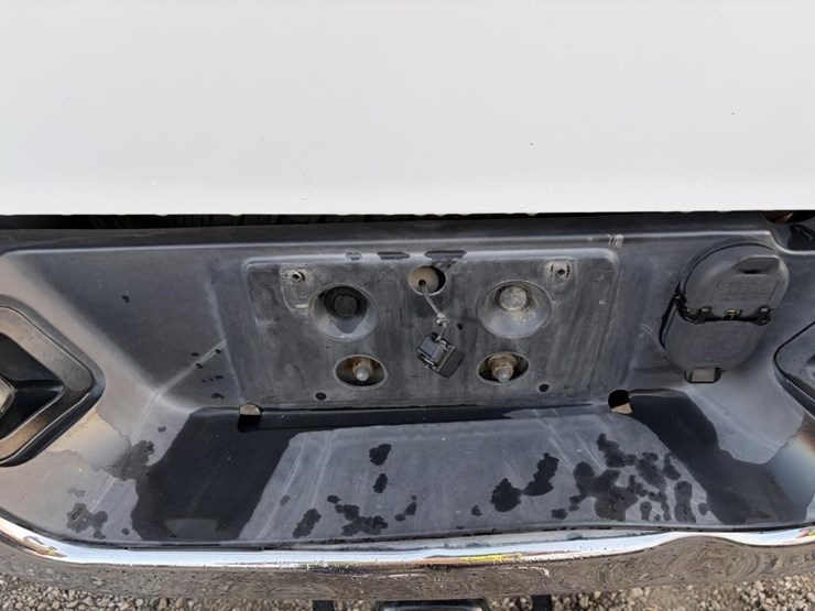 2016-dodge-2500-image-27