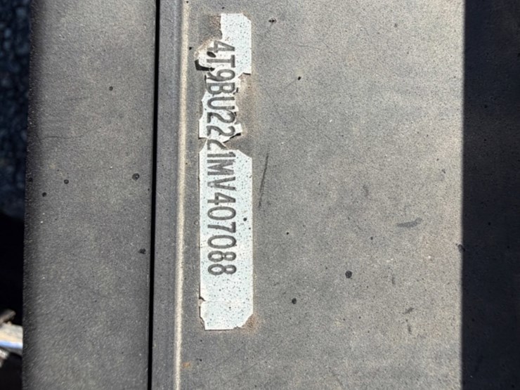 2021-toro-trailer-image-8