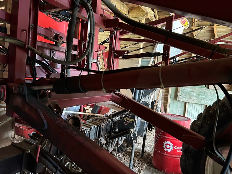 hardi-1100-gallon-sprayer-image-10