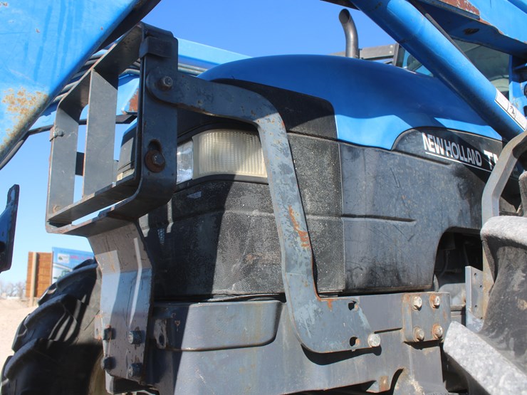 new-holland-tm125-image-21