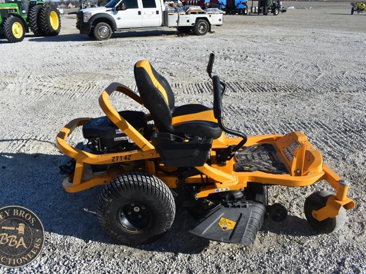 cub-cadet-ultima-zt1-42-43293-image-14