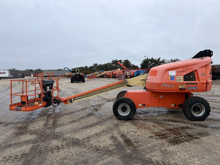 jlg-400s-image-1