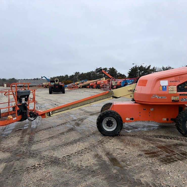 JLG 400S
