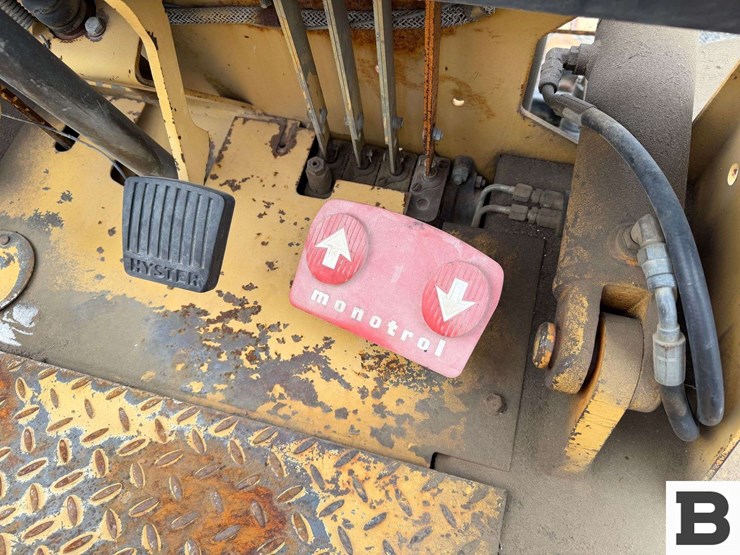 hyster-50-forklift-image-29