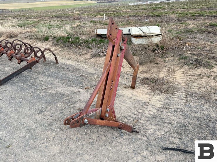 massey-ferguson-3pt-ripper-image-1