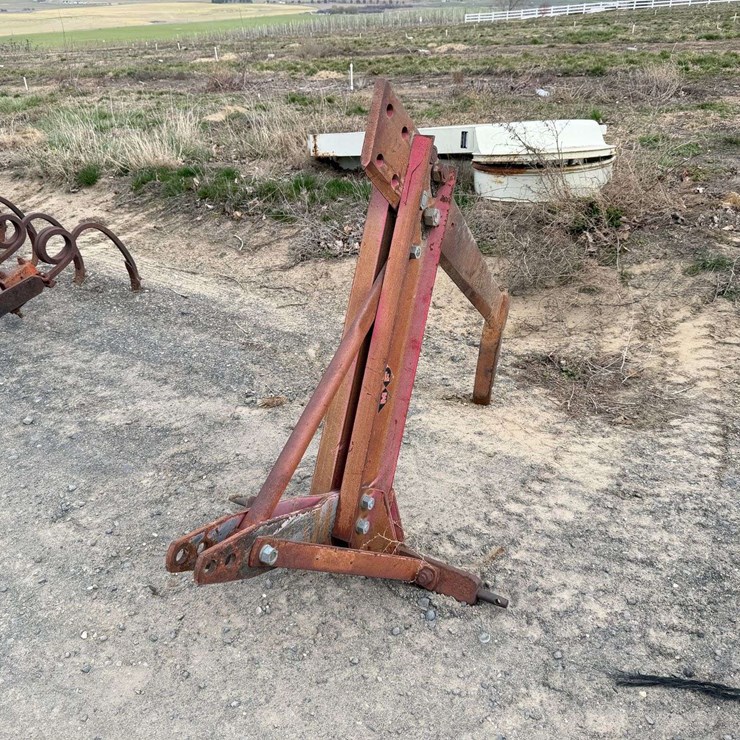 Massey Ferguson 3PT Ripper