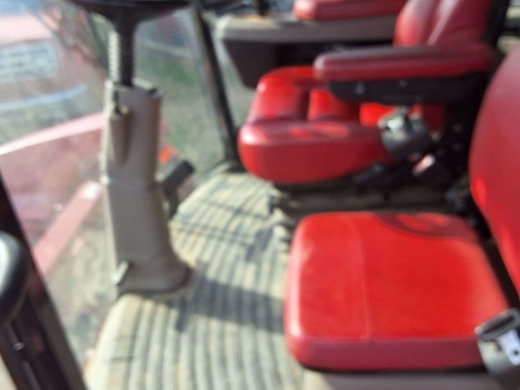 2014-case-ih-5130-image-14