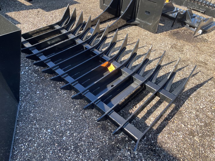 #3029-•-70"-skid-steer-root-rake-attachment-image-6