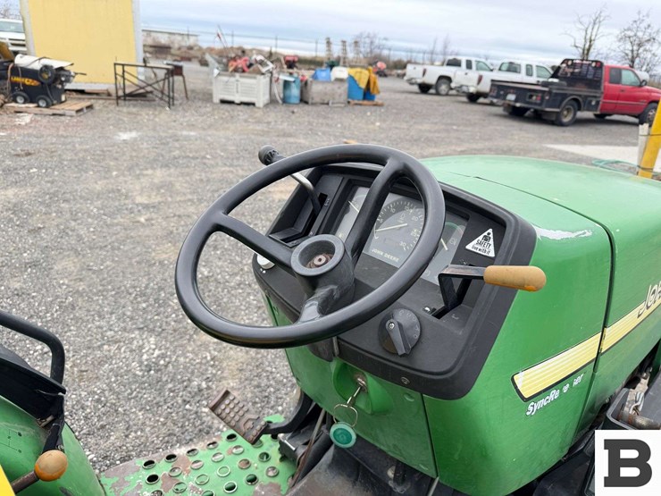 2003-john-deere-5320n-image-47