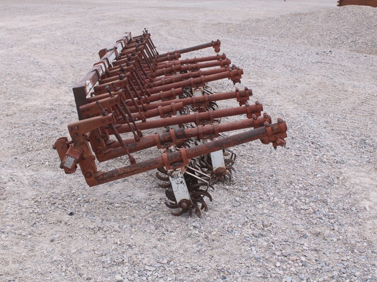 #1047-•-lilliston-8-row-field-cultivator-image-2