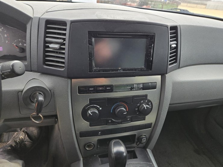 2006-jeep-grand-cherokee-laredo-image-23