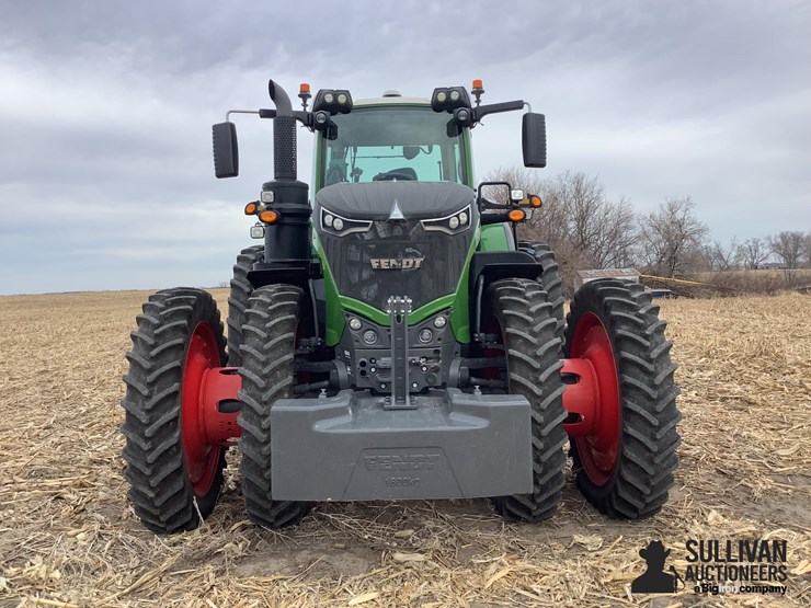 2021-fendt-1038-vario-image-2