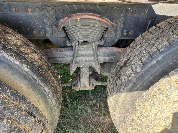 2007-western-star-4900fa-image-14