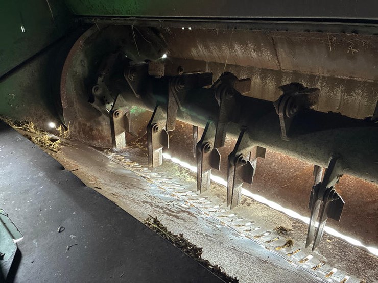 2014-john-deere-s670-image-59