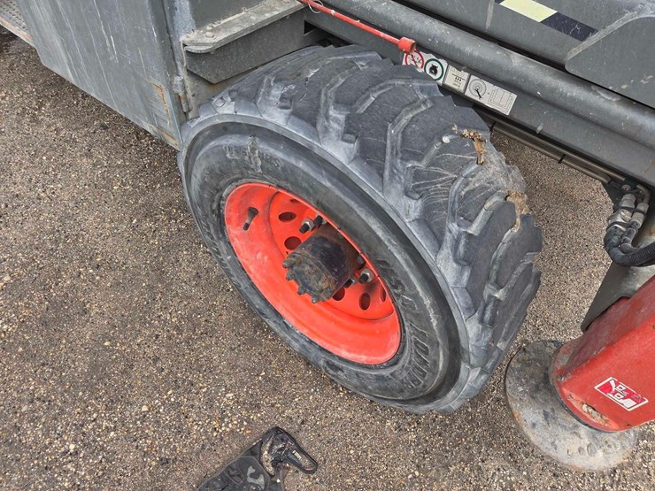 2016-skyjack-sj8841rt-image-9