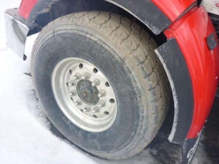 2015-peterbilt-367-image-63