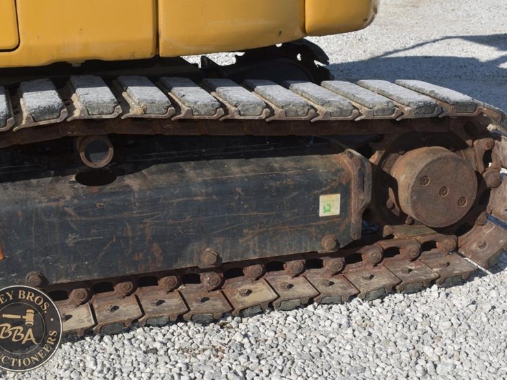 2015-caterpillar-303e-cr-image-32